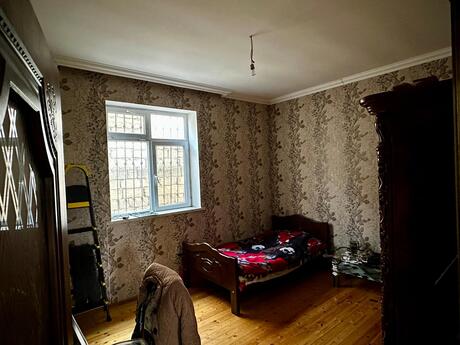 4 otaqlı həyət evi/bağ evi - Hökməli q. - 130 m²