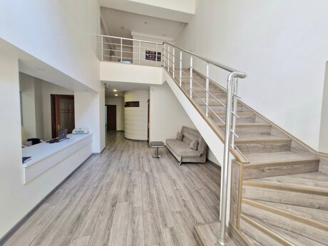 6 otaqlı ofis - Gənclik m. - 350 m²