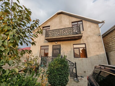 5 otaqlı həyət evi/bağ evi - Savalan q. - 180 m²