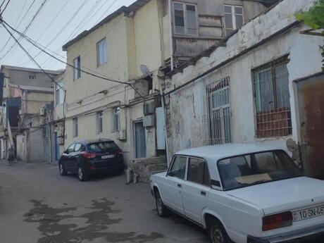 4 otaqlı köhnə tikili - Elmlər Akademiyası m. - 110 m²