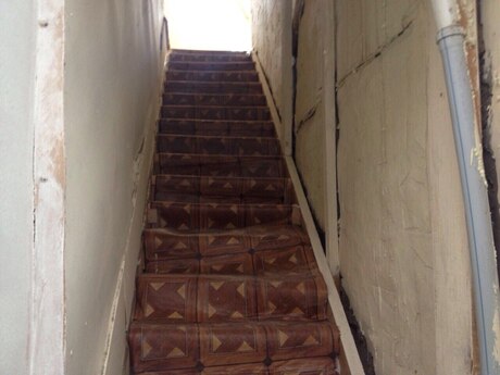 4 otaqlı köhnə tikili - Elmlər Akademiyası m. - 110 m²