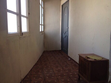 4 otaqlı köhnə tikili - Elmlər Akademiyası m. - 110 m²
