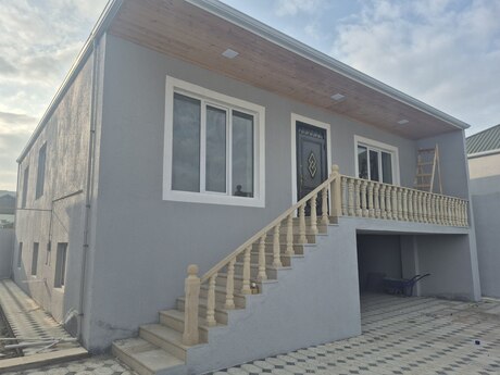 4 otaqlı həyət evi/bağ evi - Hövsan q. - 130 m²