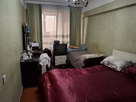 3 otaqlı köhnə tikili - Gənclik m. - 80 m²