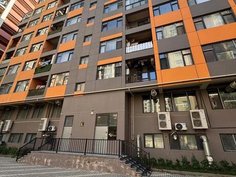 4 otaqlı yeni tikili - 28 May m. - 200 m²
