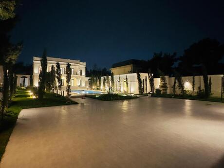 6 otaqlı həyət evi/bağ evi - Mərdəkan q. - 500 m²