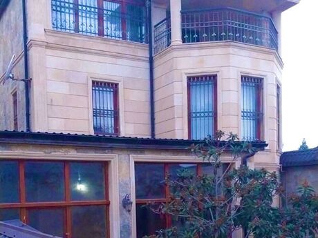 5 otaqlı həyət evi/bağ evi - Buzovna q. - 248 m²