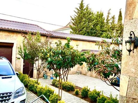 5 otaqlı həyət evi/bağ evi - Buzovna q. - 248 m²