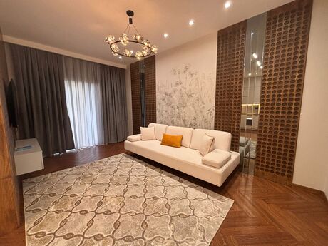 2 otaqlı yeni tikili - Şah İsmayıl Xətai m. - 70 m²