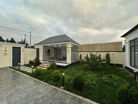 4 otaqlı həyət evi/bağ evi - Mərdəkan q. - 180 m²