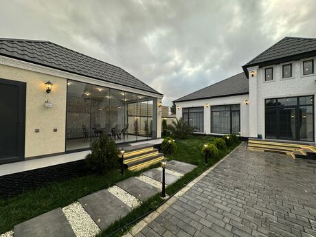 4 otaqlı həyət evi/bağ evi - Mərdəkan q. - 180 m²
