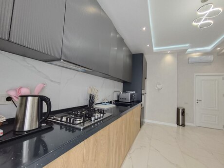 3 otaqlı yeni tikili - Nizami m. - 125 m²