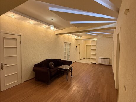 5 otaqlı mənzil, 200 m², Nərimanov: 520 000 ₼ 3
