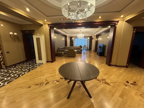 3-комн. новостройка - м. Шах Исмаил Хатаи - 220 м²