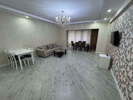 2-room apartment for rent, 87 m², Park Azure: 950 ₼/mo 2