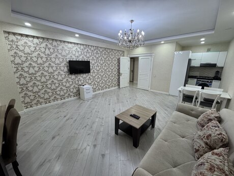 2-room apartment for rent, 87 m², Park Azure: 950 ₼/mo 3