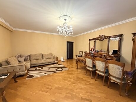 2 otaqlı yeni tikili - İnşaatçılar m. - 98 m²