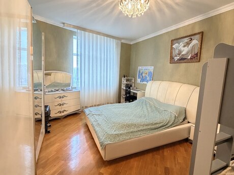 2 otaqlı yeni tikili - İnşaatçılar m. - 98 m²