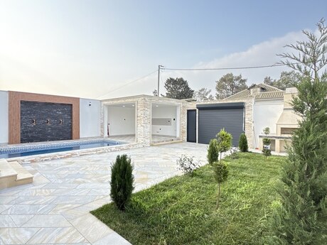 4 otaqlı həyət evi/bağ evi - Şüvəlan q. - 155 m²