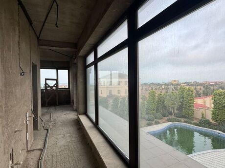 House with Garden, Villa For Sale