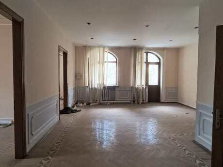 Объявление №5709585 - Баку, м. Гянджлик, 9-комн., 350 м²
