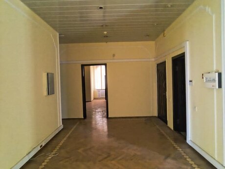 4-комн. офис - м. Гянджлик - 175 м²