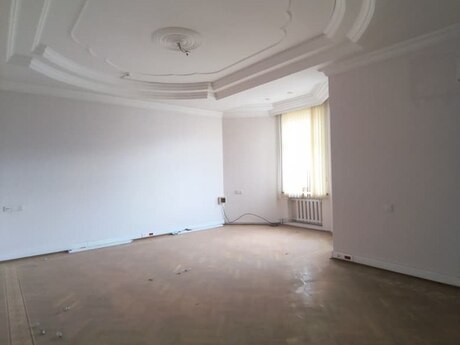 Объявление №5709820 - Баку, м. Гянджлик, 4-комн., 175 м²