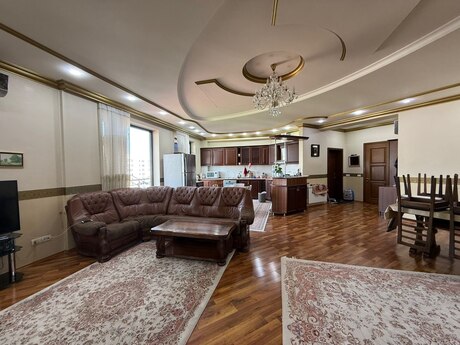 3 otaqlı yeni tikili - Gənclik m. - 165 m²