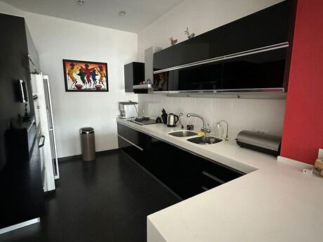 Аренда: 4-комнатная квартира, 260 м², 28 May: 2 500 ₼/мес 2