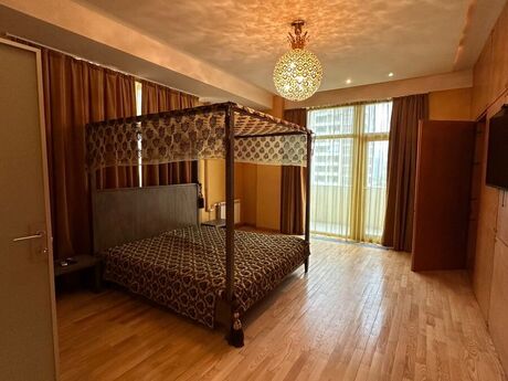 Аренда: 4-комнатная квартира, 260 м², 28 May: 2 500 ₼/мес 5