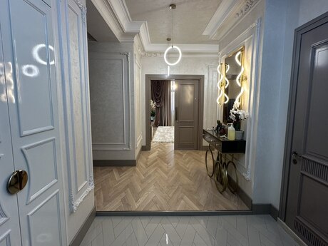 7 otaqlı yeni tikili - Nəriman Nərimanov m. - 220 m²