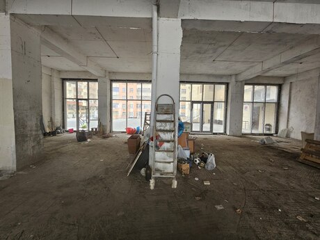Obyekt - Yeni Yasamal q. - 780 m²
