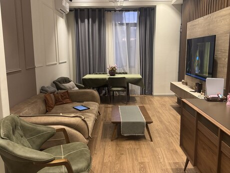 2 otaqlı yeni tikili - 8 Noyabr m. - 80 m²