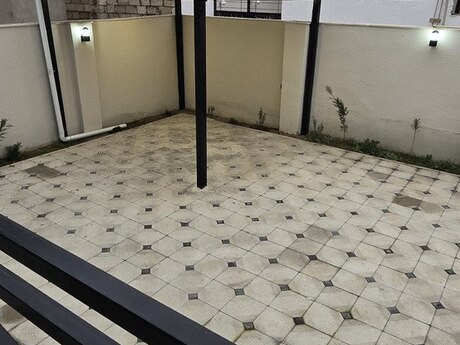 4 otaqlı həyət evi/bağ evi - Binə q. - 132 m²