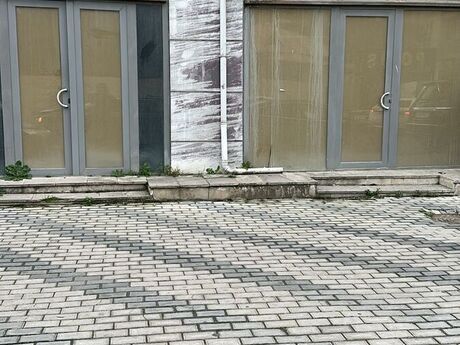 Obyekt - Şah İsmayıl Xətai m. - 180 m²