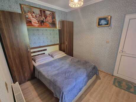 2 otaqlı həyət evi/bağ evi - Novxanı q. - 50 m²