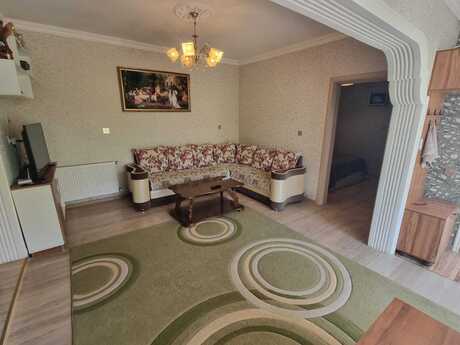 2 otaqlı həyət evi/bağ evi - Novxanı q. - 50 m²