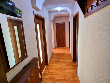 3 otaqlı köhnə tikili - Qara Qarayev m. - 76 m²