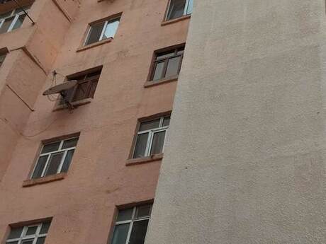 4 otaqlı köhnə tikili - Günəşli q. - 100 m²