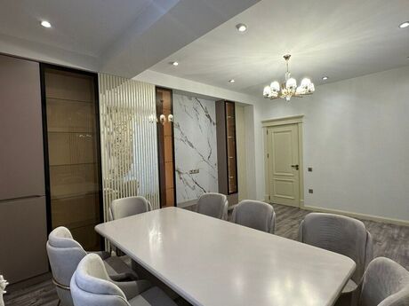 3 otaqlı yeni tikili - 7-ci mikrorayon q. - 101.1 m²