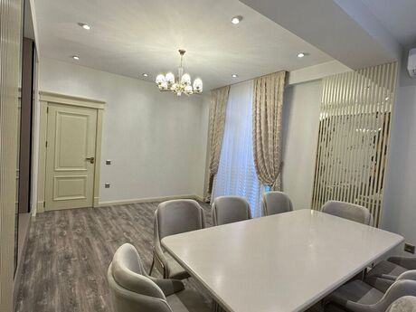 3 otaqlı yeni tikili - 7-ci mikrorayon q. - 101.1 m²