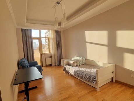 4 otaqlı mənzil, 185 m², Nəsimi: 530 000 ₼ 3