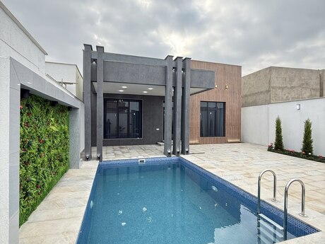 4 otaqlı həyət evi/bağ evi - Şüvəlan q. - 140 m²