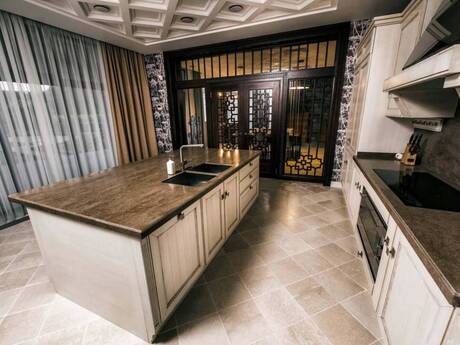 7 otaqlı həyət evi, 1 000 m², Sea Breeze: 6 800 000 ₼ 5