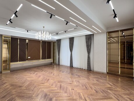 4 otaqlı yeni tikili - 28 May m. - 195 m²