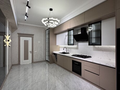 4 otaqlı yeni tikili - 28 May m. - 195 m²