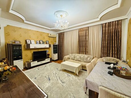 Elan №5712409 - Bakı, Bakıxanov q., 3 otaqlı, 70 m², 2/3 mərtəbə