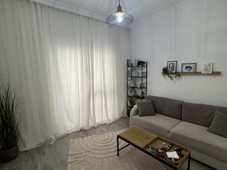2-комн. новостройка - м. 28 мая - 44 м²