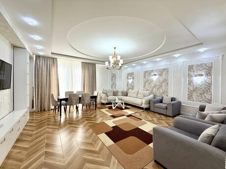 4 otaqlı yeni tikili - Gənclik m. - 150 m²