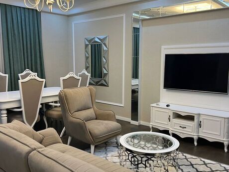 28 Mayda 2 otaqlı yeni tikili mənzil kirayə verilir, 100 m², 2 000 AZN/ay, şəkil 3 / 12
